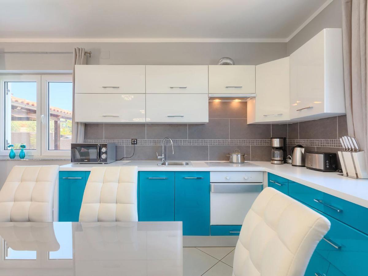 Holiday Home Villa Valentina By Interhome Loborika Extérieur photo