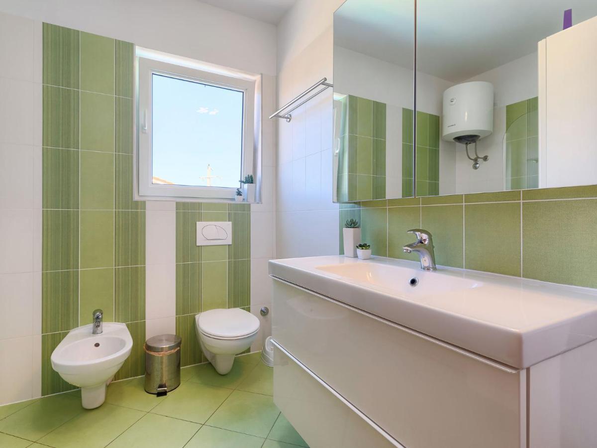 Holiday Home Villa Valentina By Interhome Loborika Extérieur photo